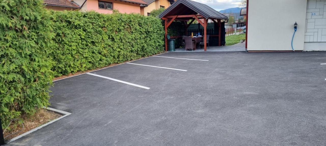 Prenociste-Sobe-Rooms-Aman Bihać Exteriér fotografie