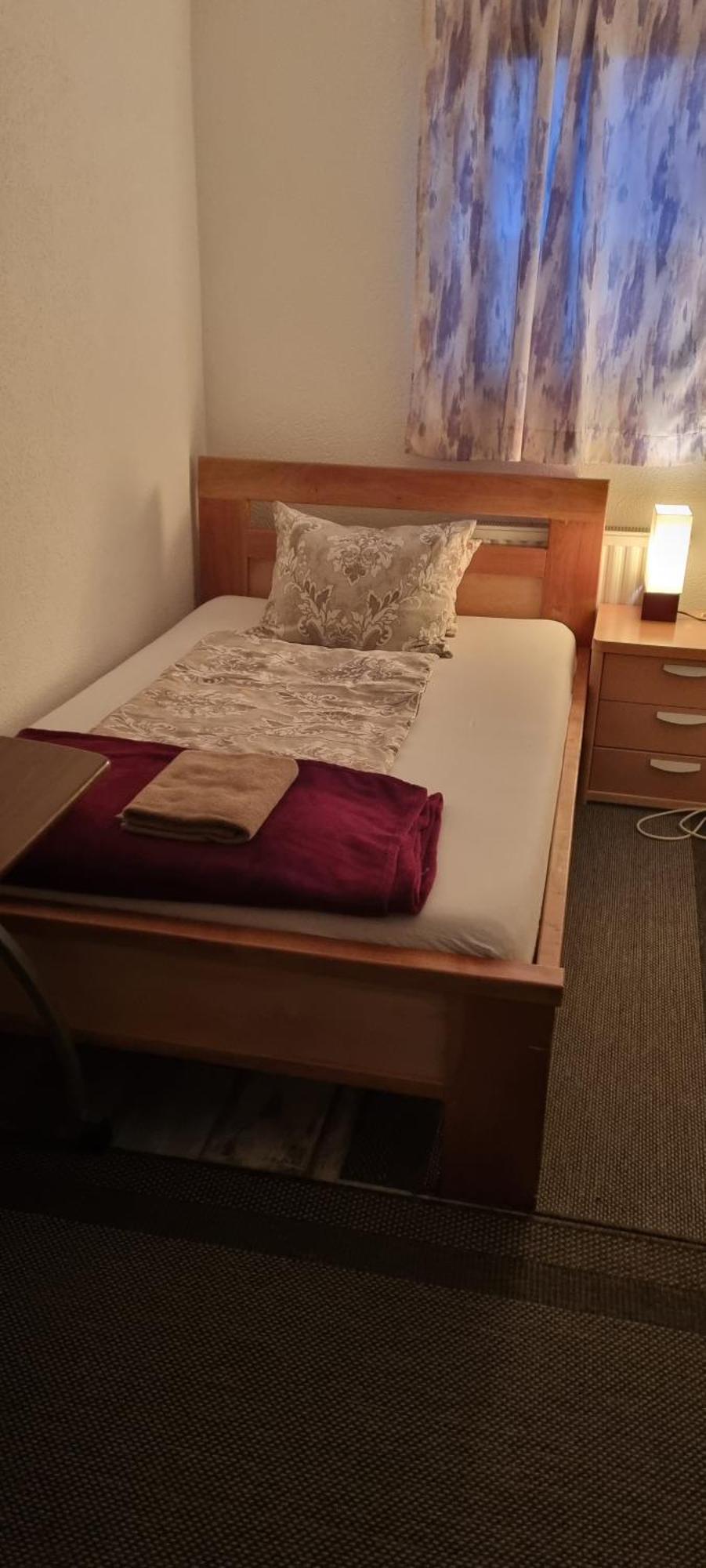 Prenociste-Sobe-Rooms-Aman Bihać Pokoj fotografie