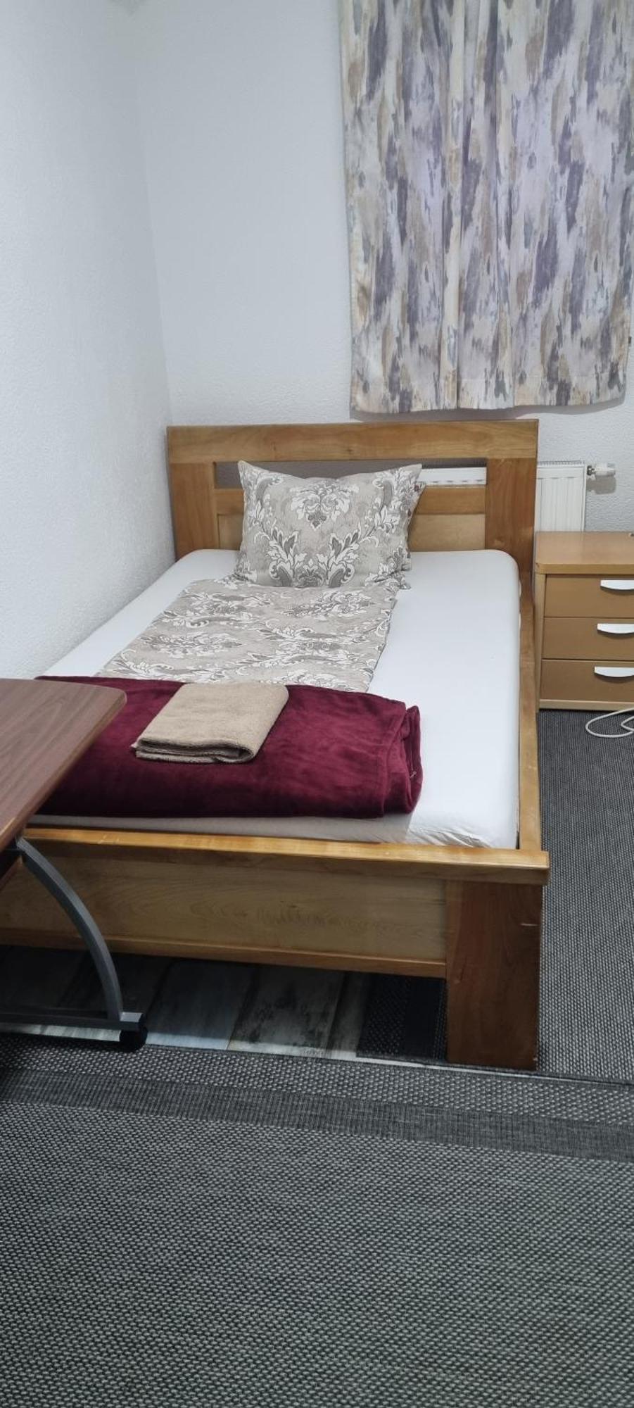 Prenociste-Sobe-Rooms-Aman Bihać Pokoj fotografie