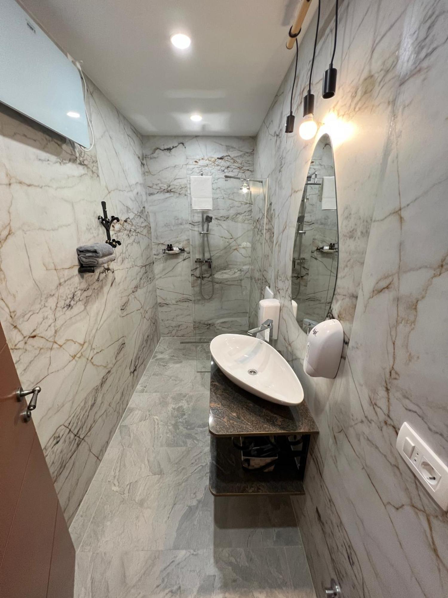 Prenociste-Sobe-Rooms-Aman Bihać Exteriér fotografie