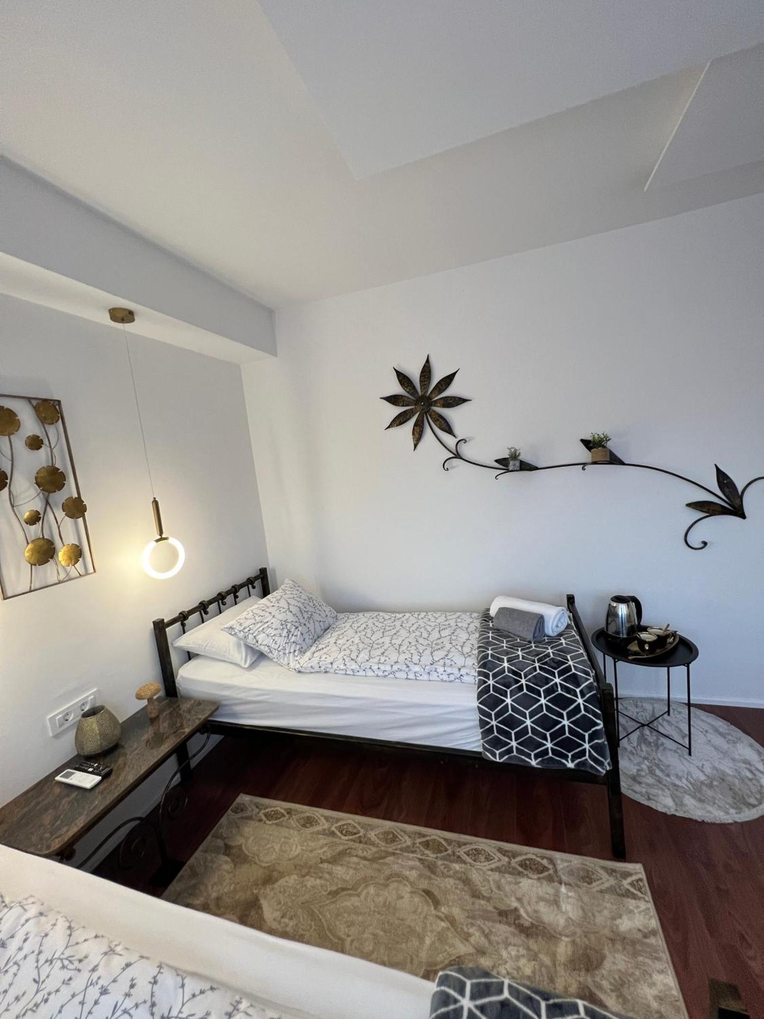 Prenociste-Sobe-Rooms-Aman Bihać Exteriér fotografie