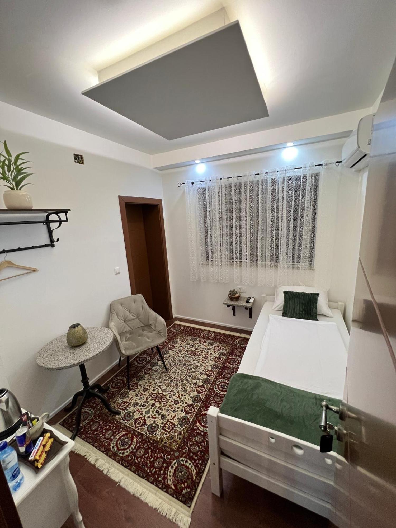 Prenociste-Sobe-Rooms-Aman Bihać Exteriér fotografie