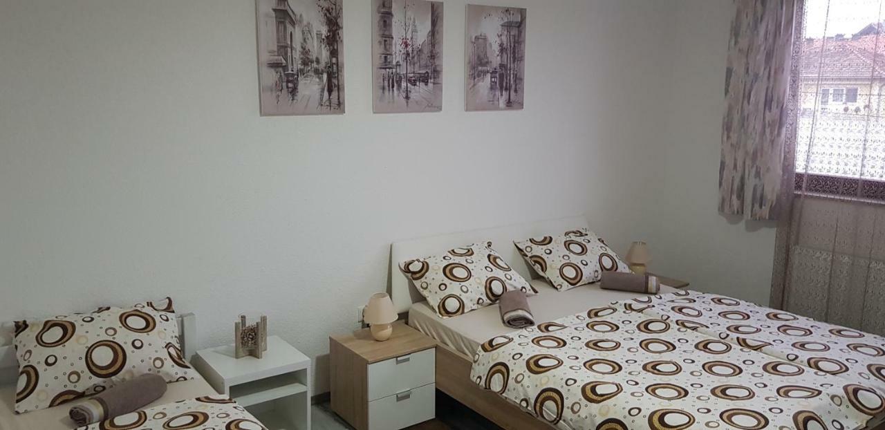 Prenociste-Sobe-Rooms-Aman Bihać Exteriér fotografie