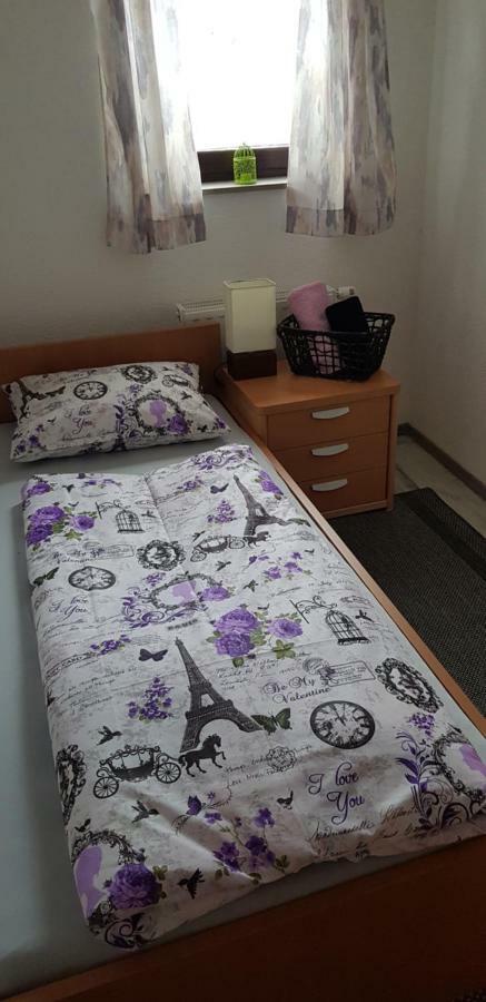 Prenociste-Sobe-Rooms-Aman Bihać Exteriér fotografie