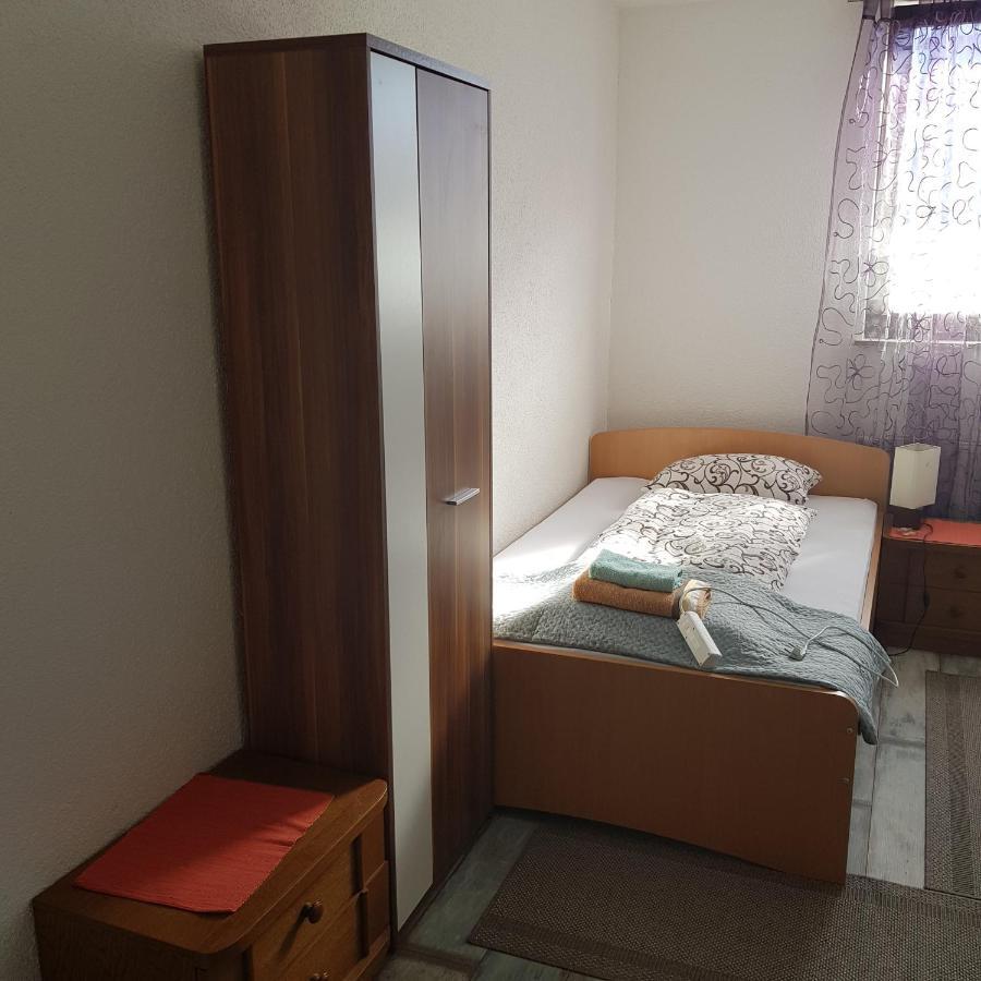 Prenociste-Sobe-Rooms-Aman Bihać Exteriér fotografie